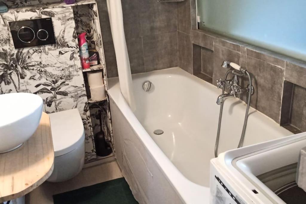 Apartament Studio Fonctionnel Et Cosy Gentilly Zewnętrze zdjęcie